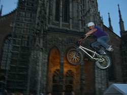Thumbnail of d015.jpg
